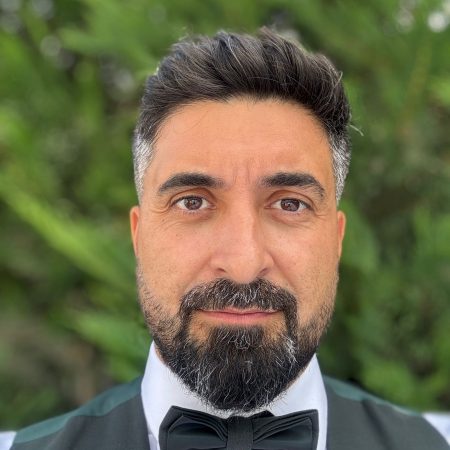 Profil Eduard Zaharia